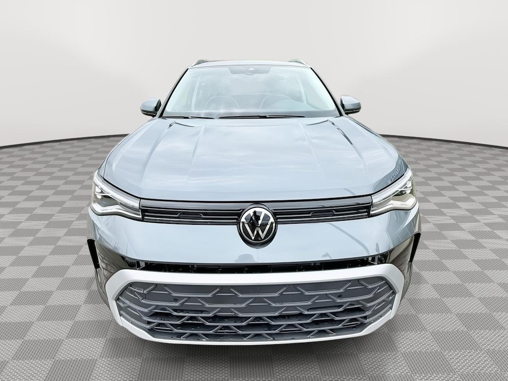 New 2025 Volkswagen Taos 1.5T SE SUV