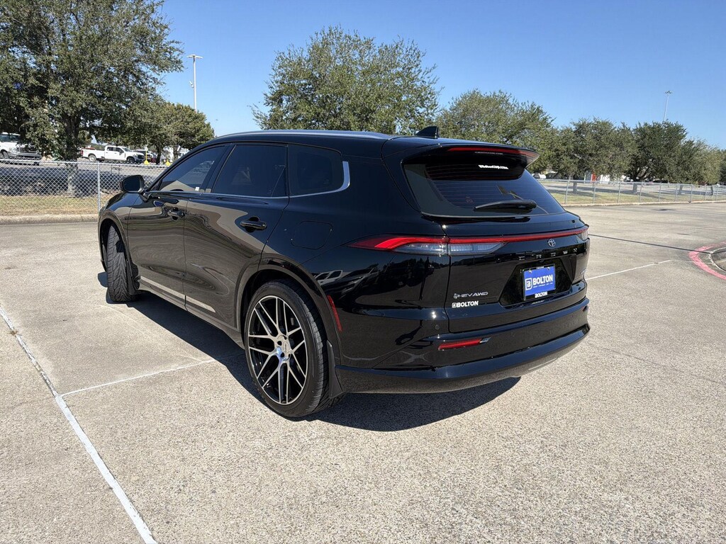 Used 2025 Toyota Crown Signia Limited SUV