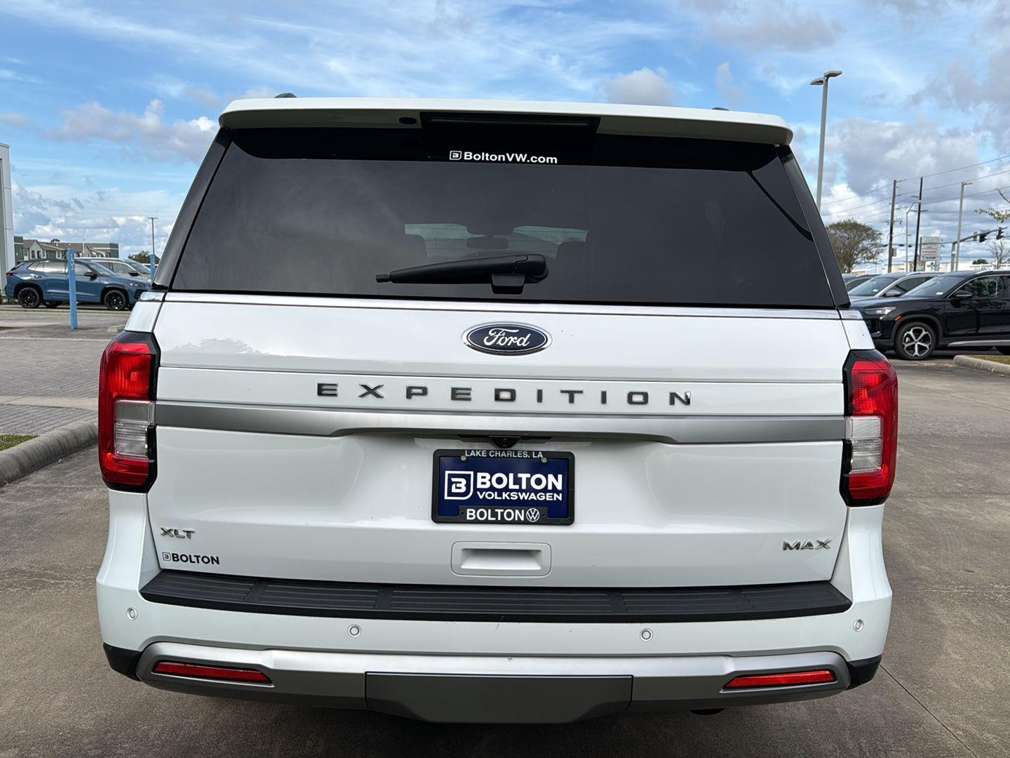 2024 Ford Expedition MAX XLT photo 3