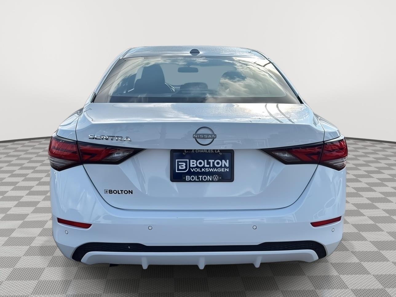 2025 Nissan Sentra SV photo 4