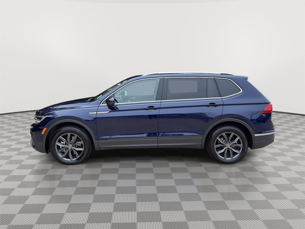 Used 2024 Volkswagen Tiguan 2.0T SE SUV