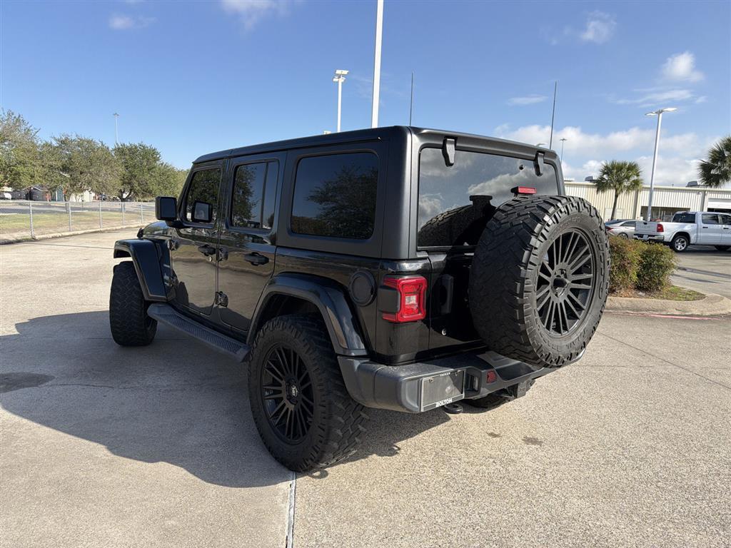2018 Jeep Wrangler Unlimited Sahara photo 3