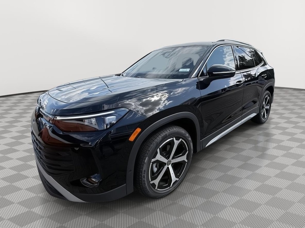 New 2025 Volkswagen Tiguan 2.0T SE SUV