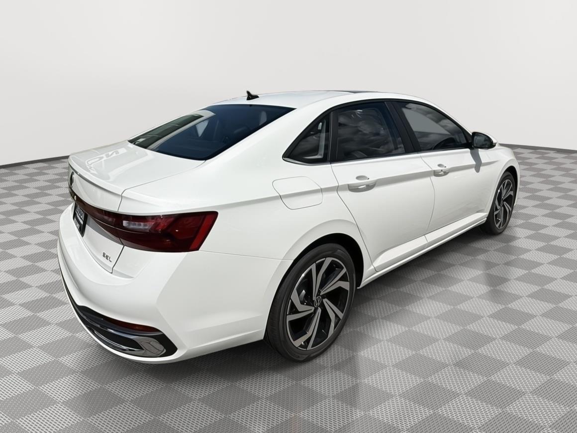 2025 Volkswagen Jetta SEL - Photo 7