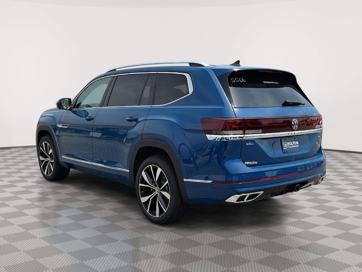 2025 Volkswagen Atlas SEL Premium R-Line - Photo 5