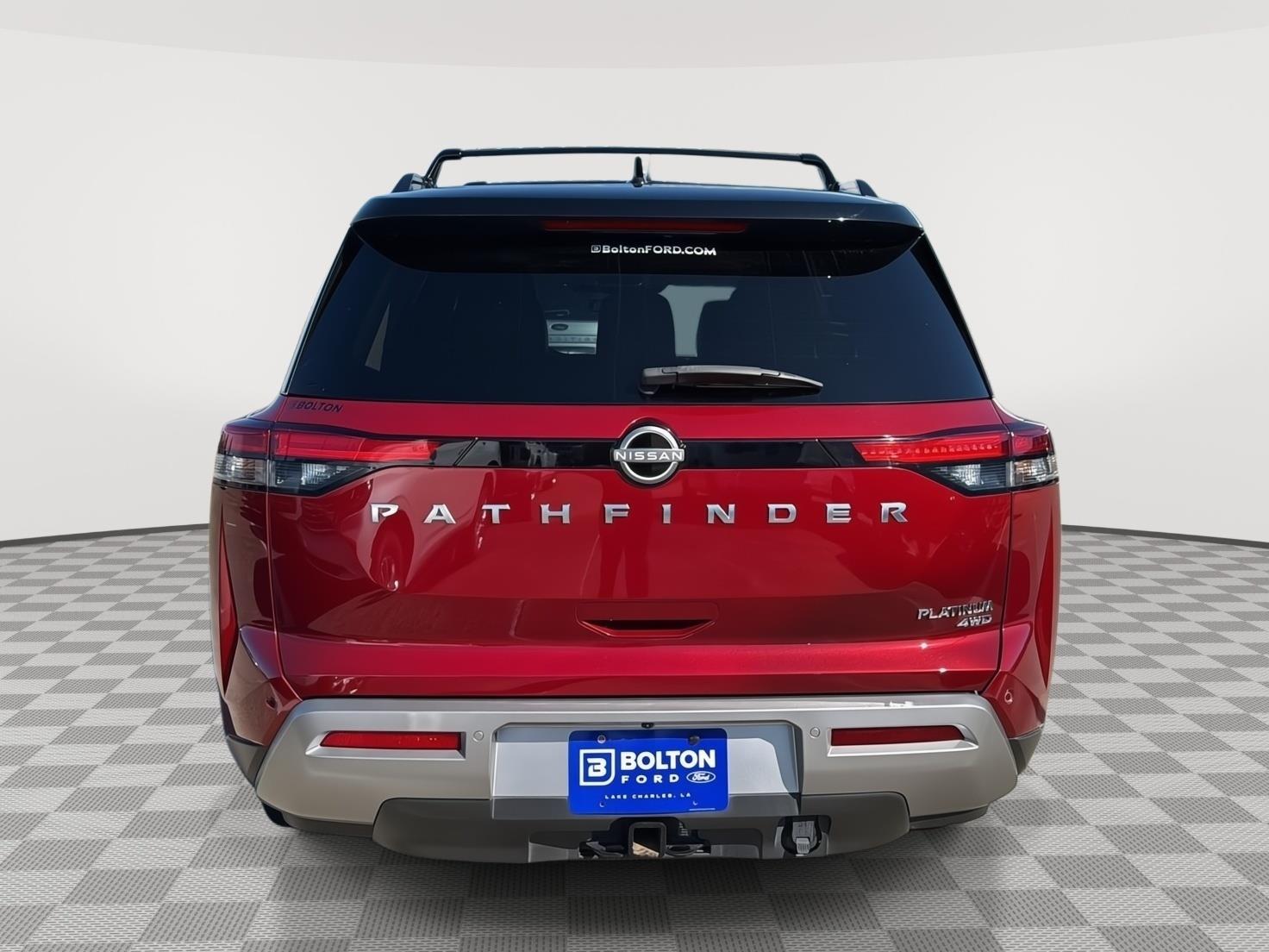 2023 Nissan Pathfinder Platinum photo 4