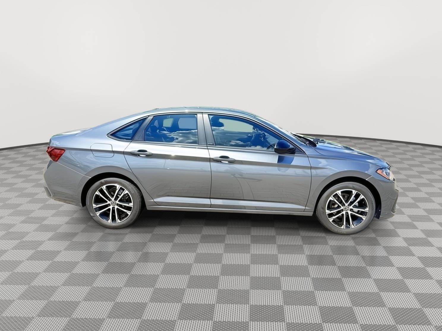 2025 Volkswagen Jetta Sport's photo