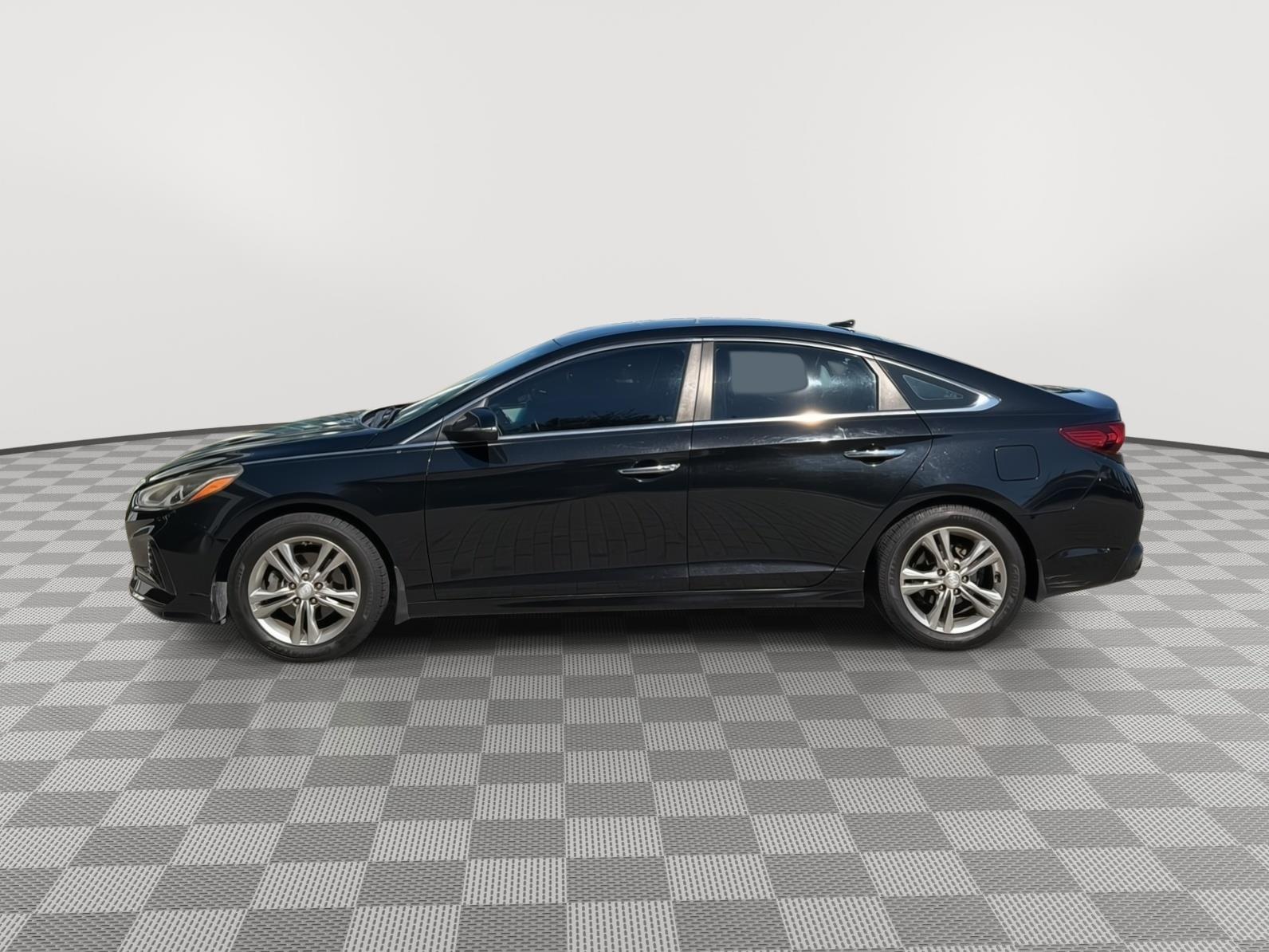 Used 2018 Hyundai Sonata SEL with VIN 5NPE34AF8JH635544 for sale in Lake Charles, LA