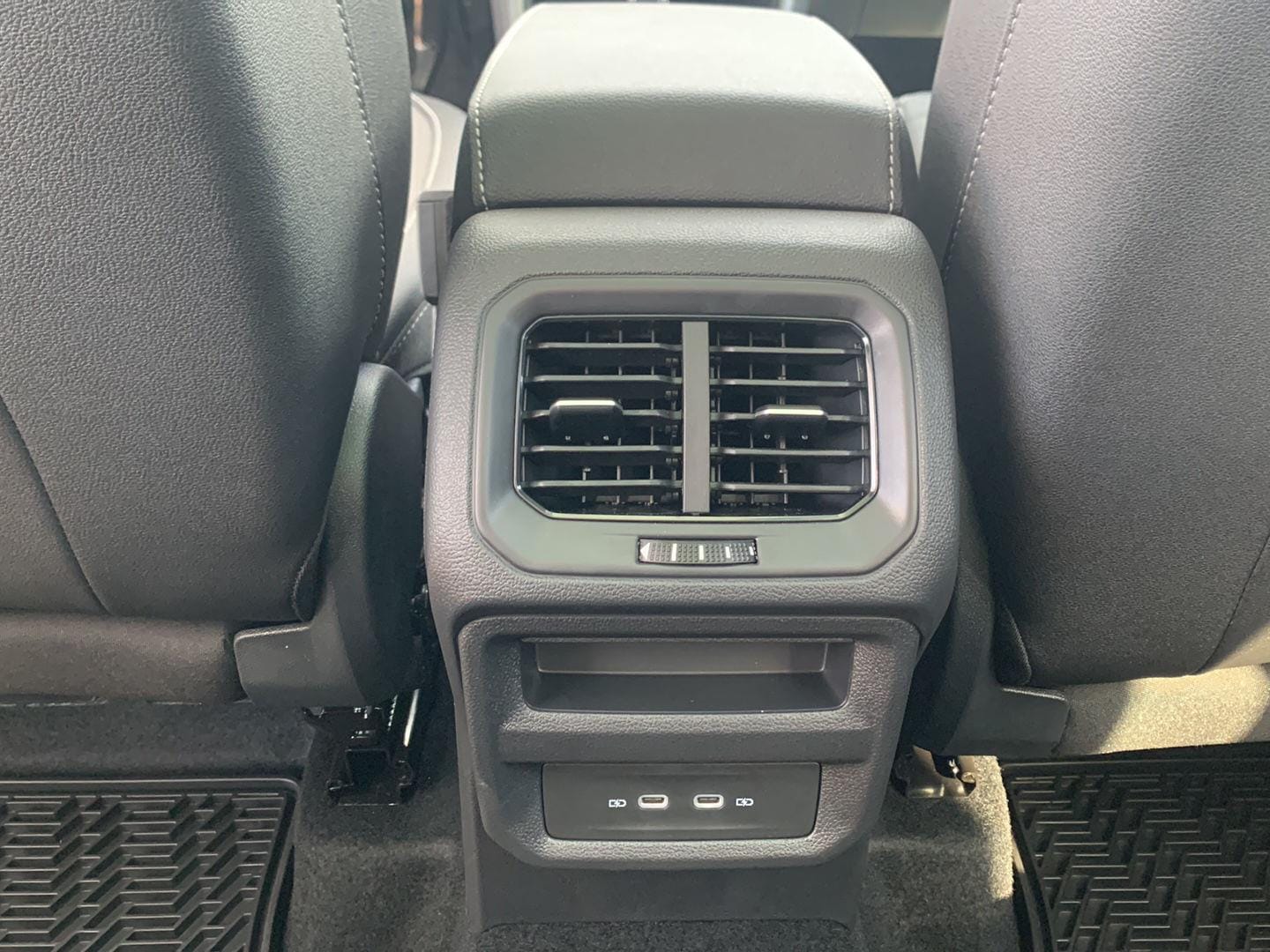 2026 Volkswagen Taos SE Black - Photo 21