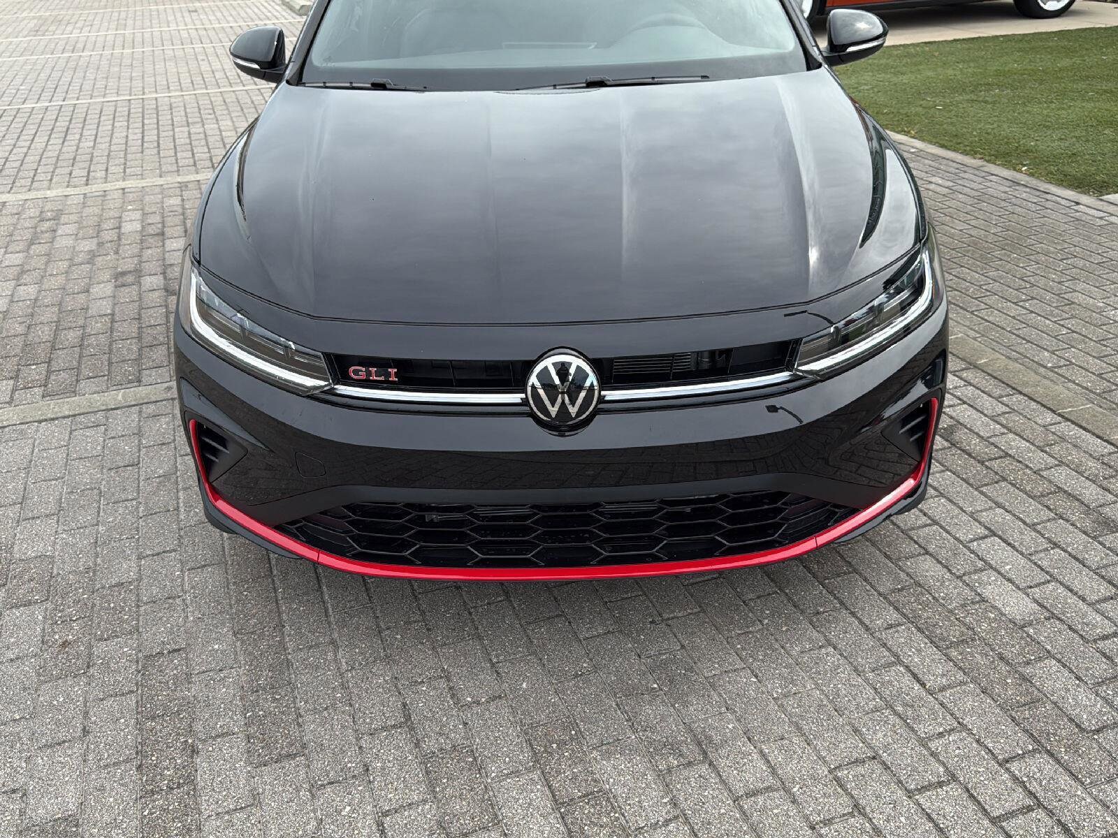 2025 Volkswagen Jetta GLI photo 2