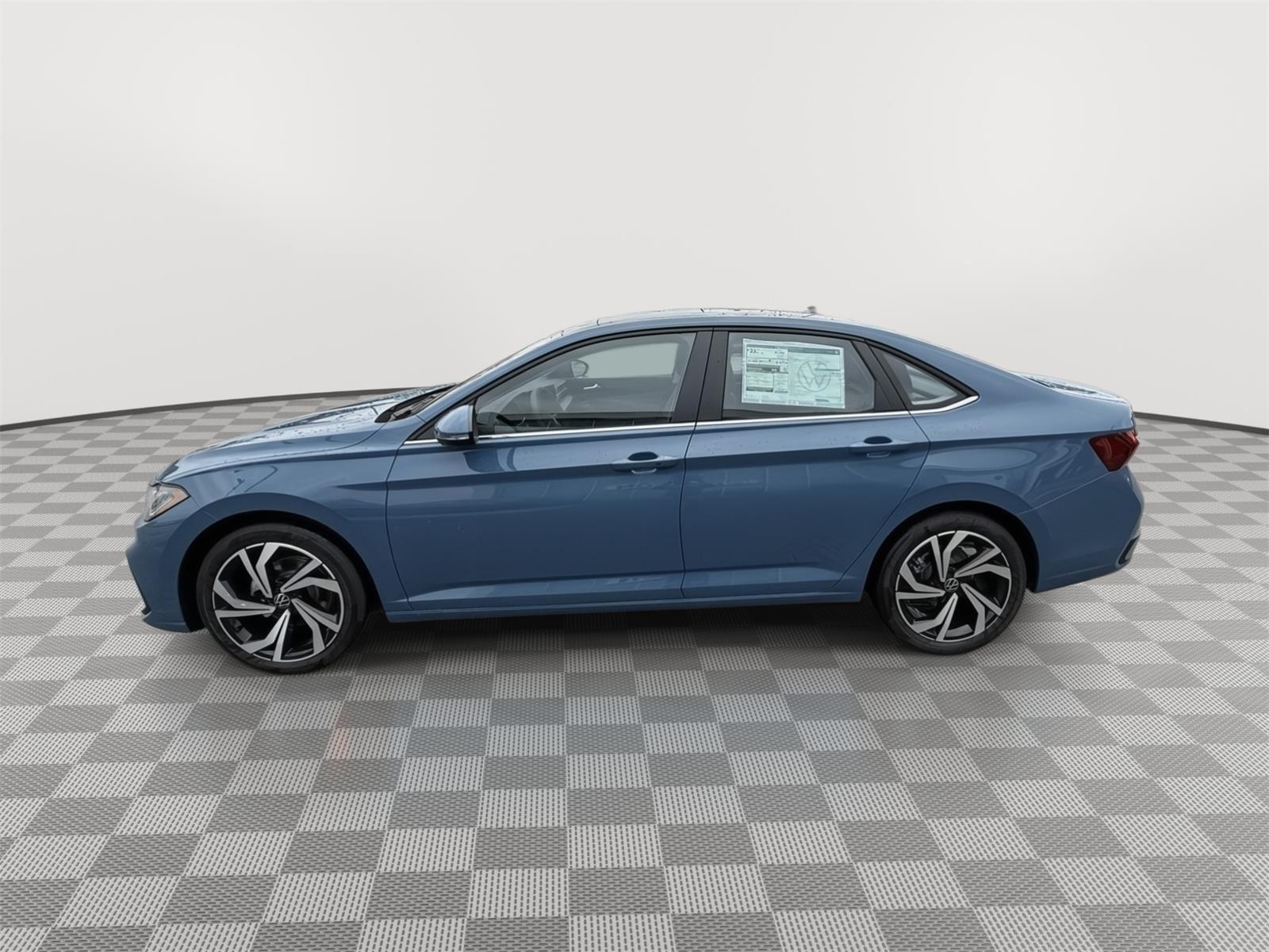 2025 Volkswagen Jetta SEL - Photo 5