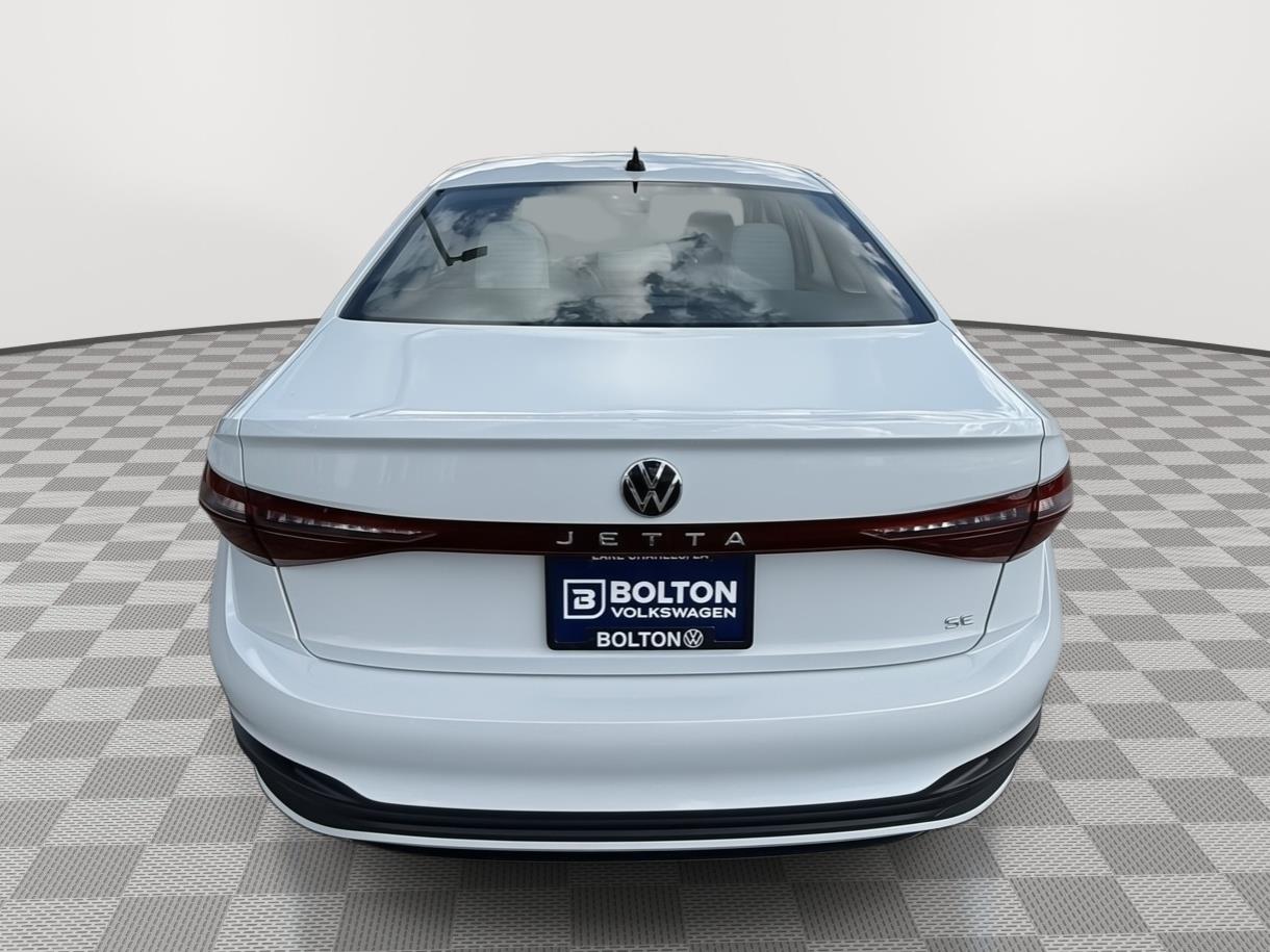 2025 Volkswagen Jetta SE - Photo 8