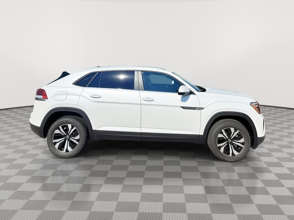 New 2026 Volkswagen Atlas Cross Sport 2.0T SE SUV