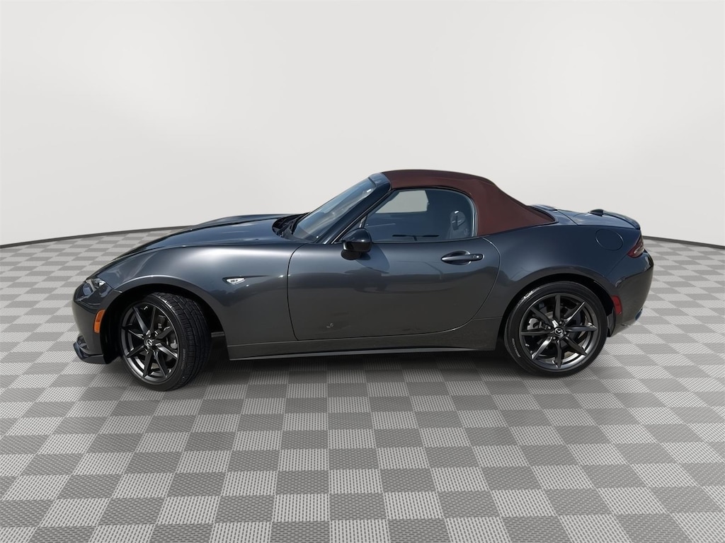 Used 2018 Mazda Mazda MX-5 Miata Club Convertible