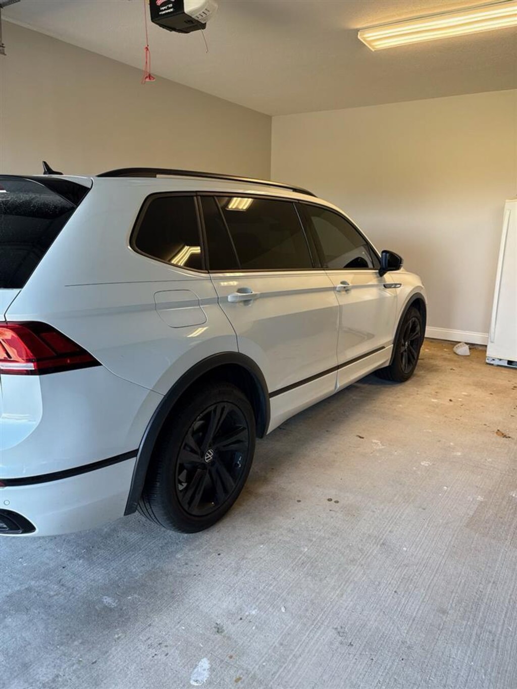 Used 2024 Volkswagen Tiguan 2.0T SE R-Line Black SUV