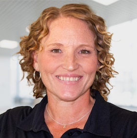 Staff member Elisabeth Landry from ID_0f8ec2