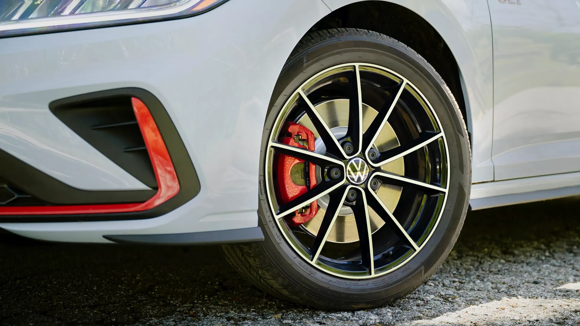 Wheels of the 2026 Jetta GLI near Alexandria, LA