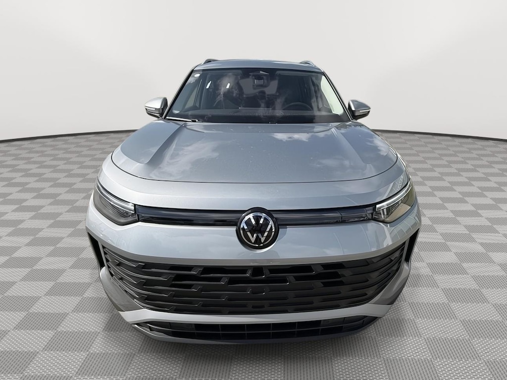 New 2025 Volkswagen Tiguan 2.0T SE SUV