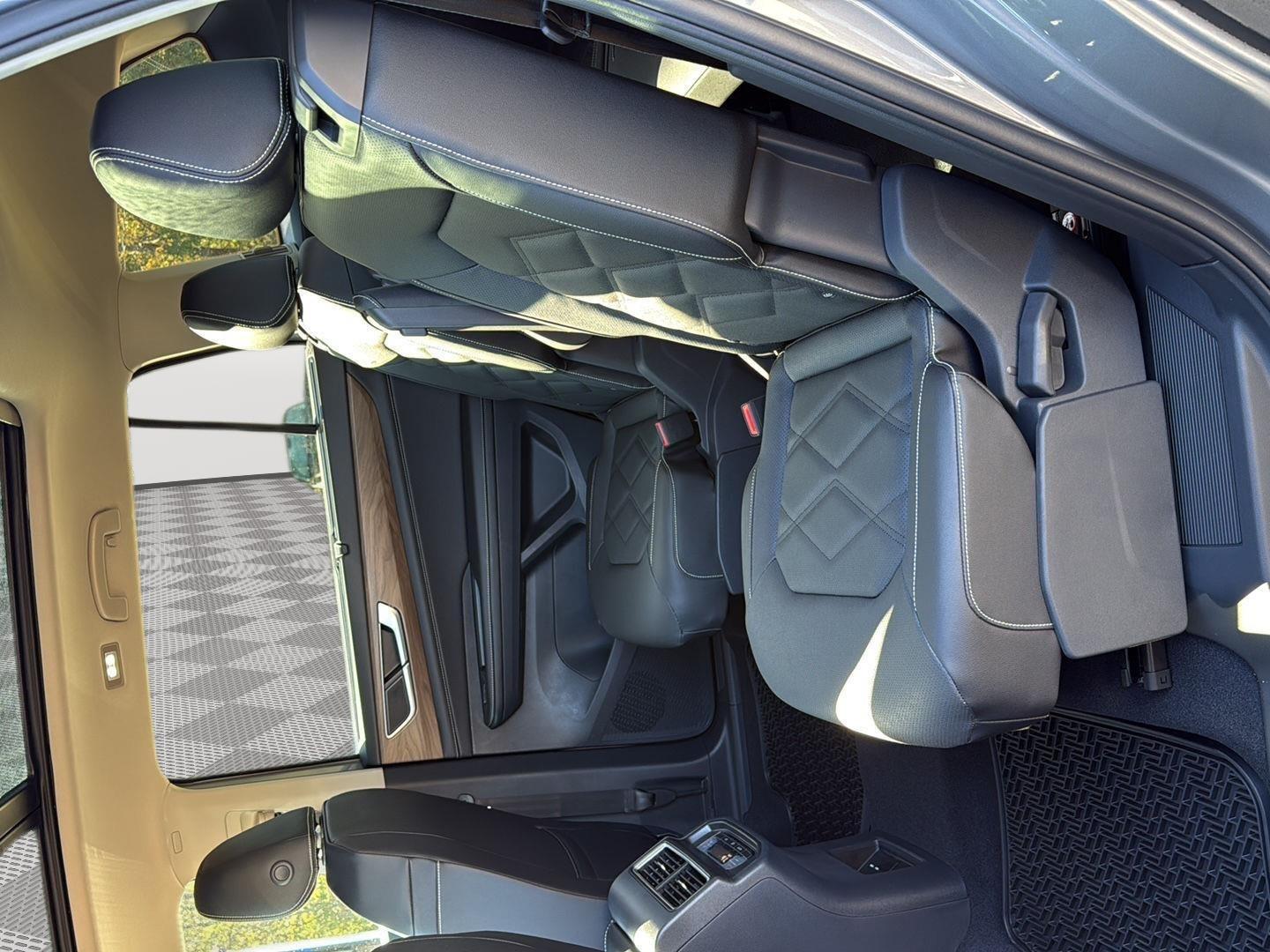 2026 Volkswagen Atlas SE w/Tech - Photo 20