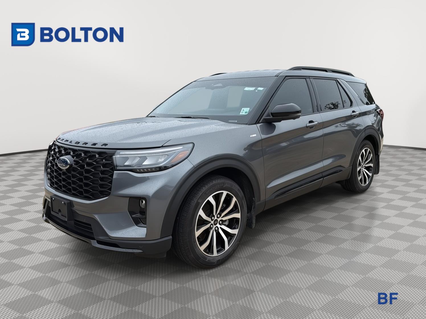 2025 Ford Explorer ST-LINE's photo