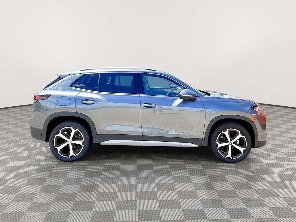 New 2025 Volkswagen Tiguan 2.0T SE SUV