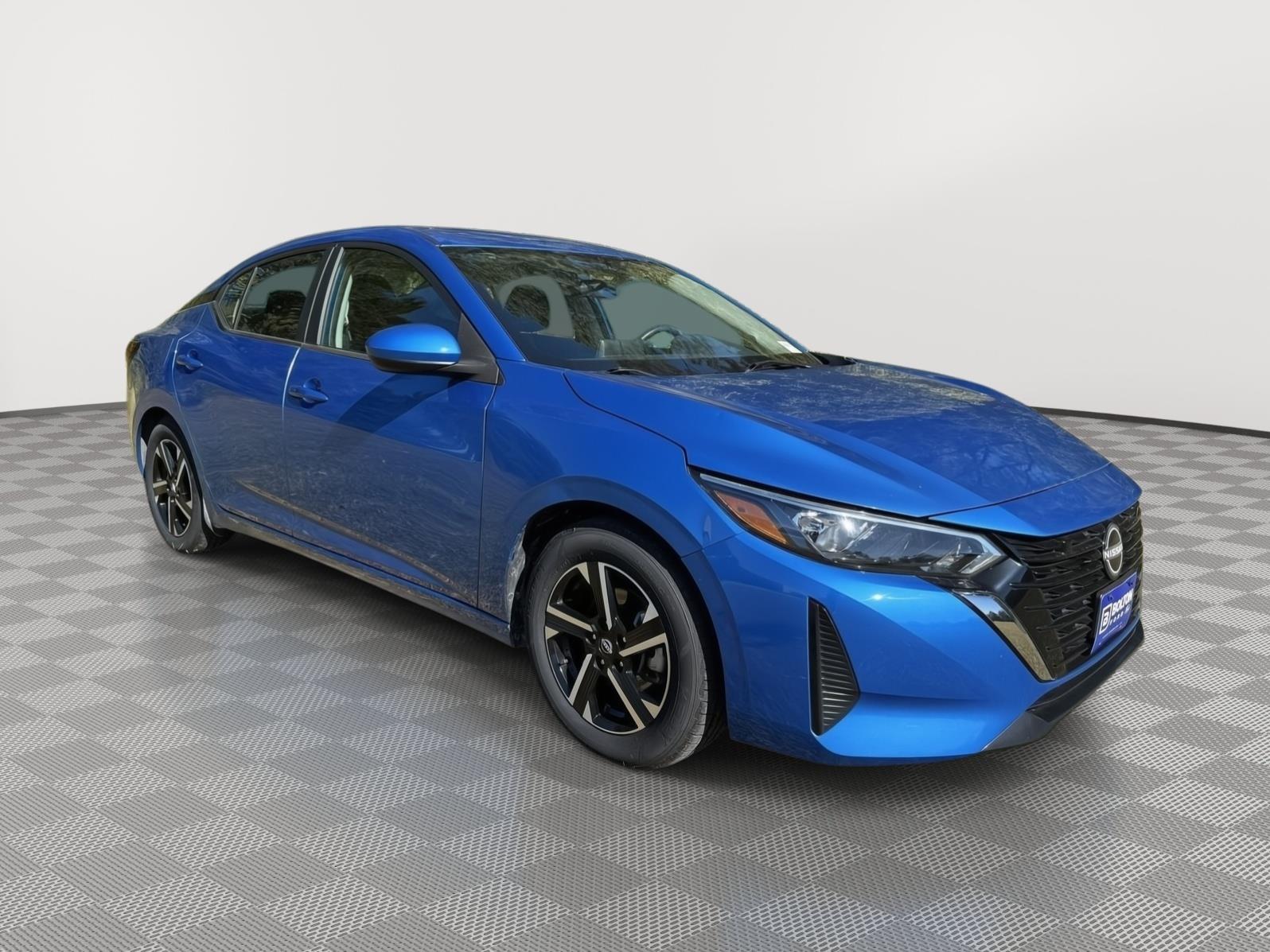 2024 Nissan Sentra SV photo 2