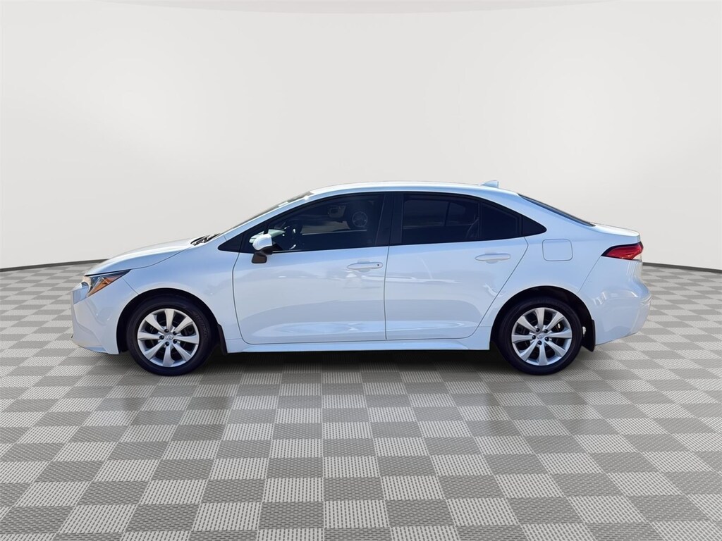 Used 2022 Toyota Corolla LE Sedan