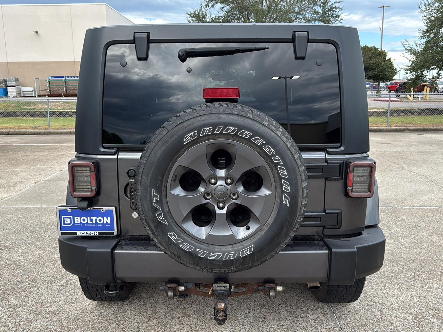 2017 Jeep Wrangler Unlimited Sport photo 4