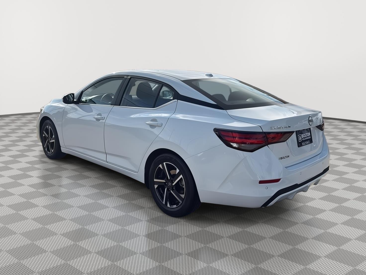 2025 Nissan Sentra SV photo 3