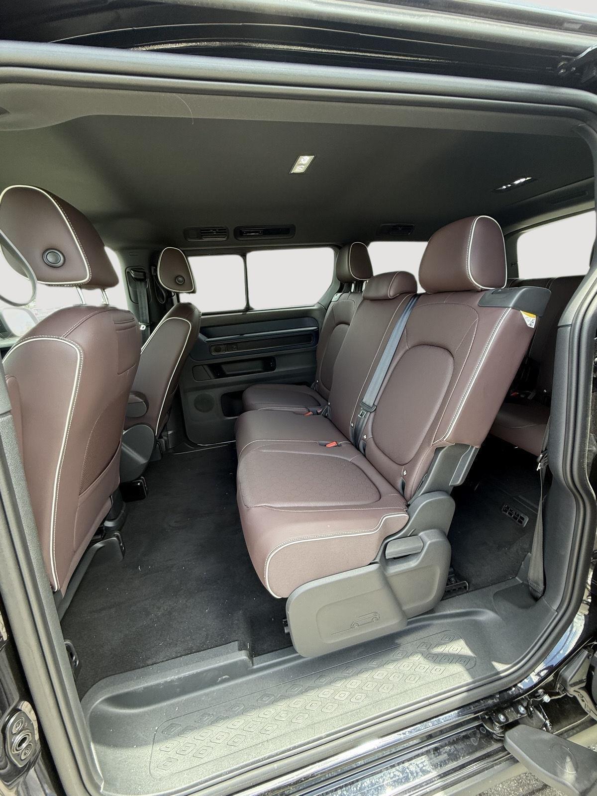 2025 Volkswagen ID. Buzz PRO S - Photo 15