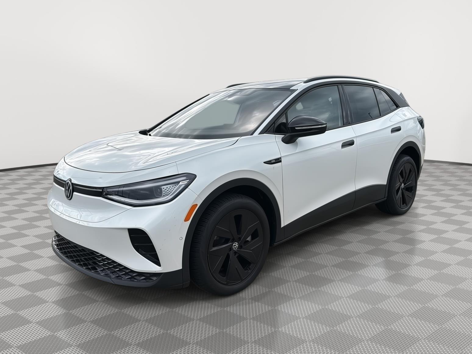 2025 Volkswagen ID.4 PRO S AWD's photo