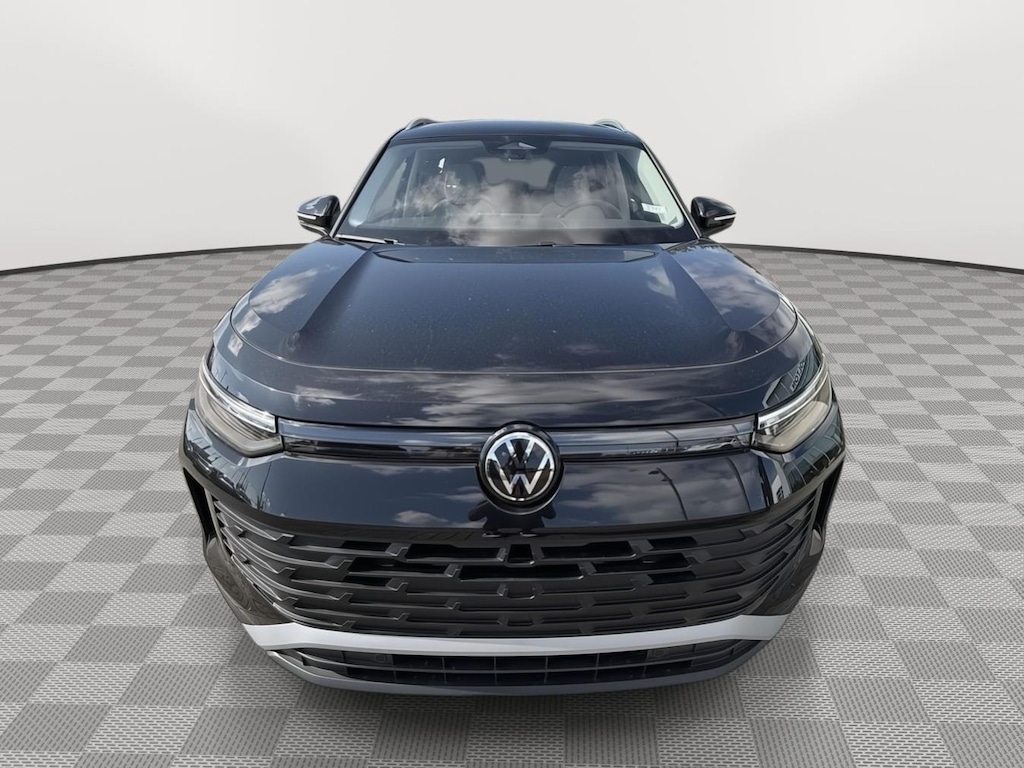 New 2025 Volkswagen Tiguan 2.0T SE SUV