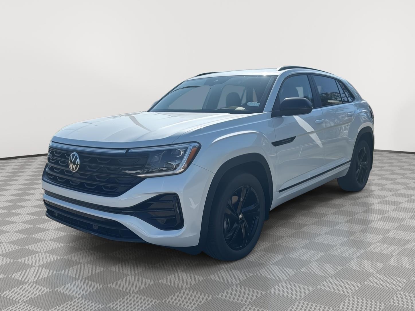 2026 Volkswagen Atlas Cross Sport SEL R-LINE's photo
