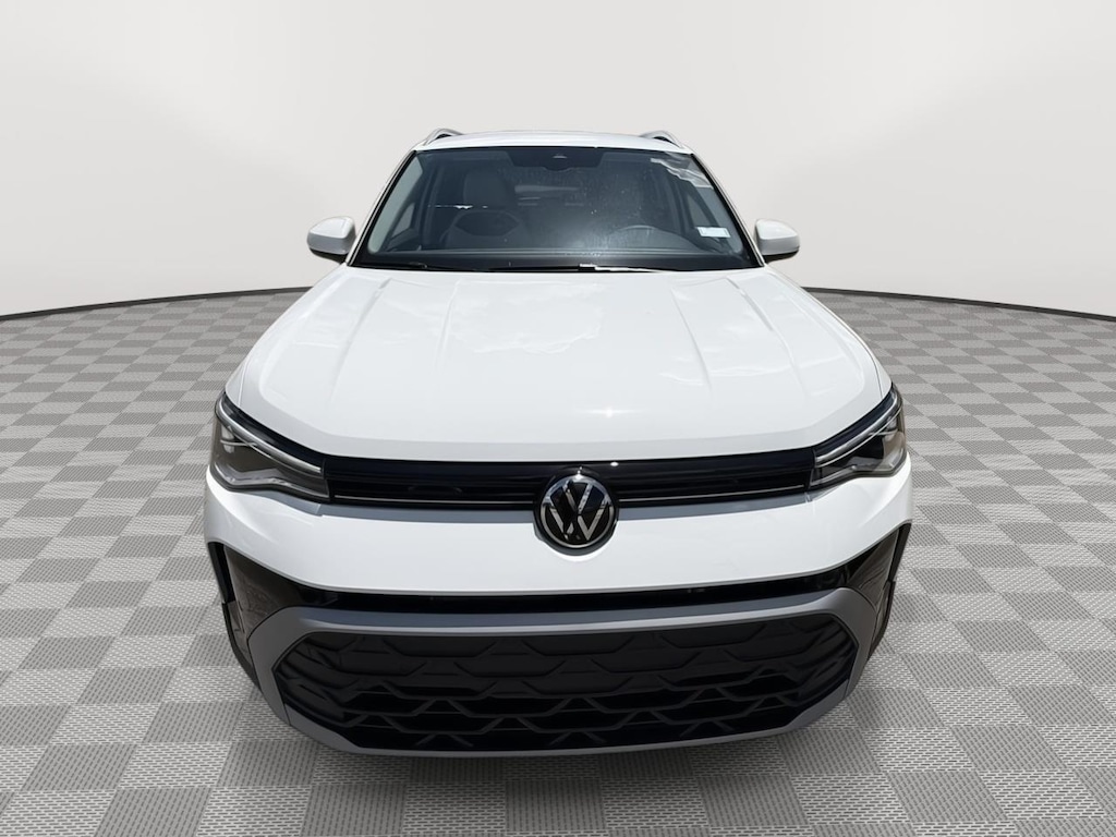 New 2025 Volkswagen Taos 1.5T SE SUV