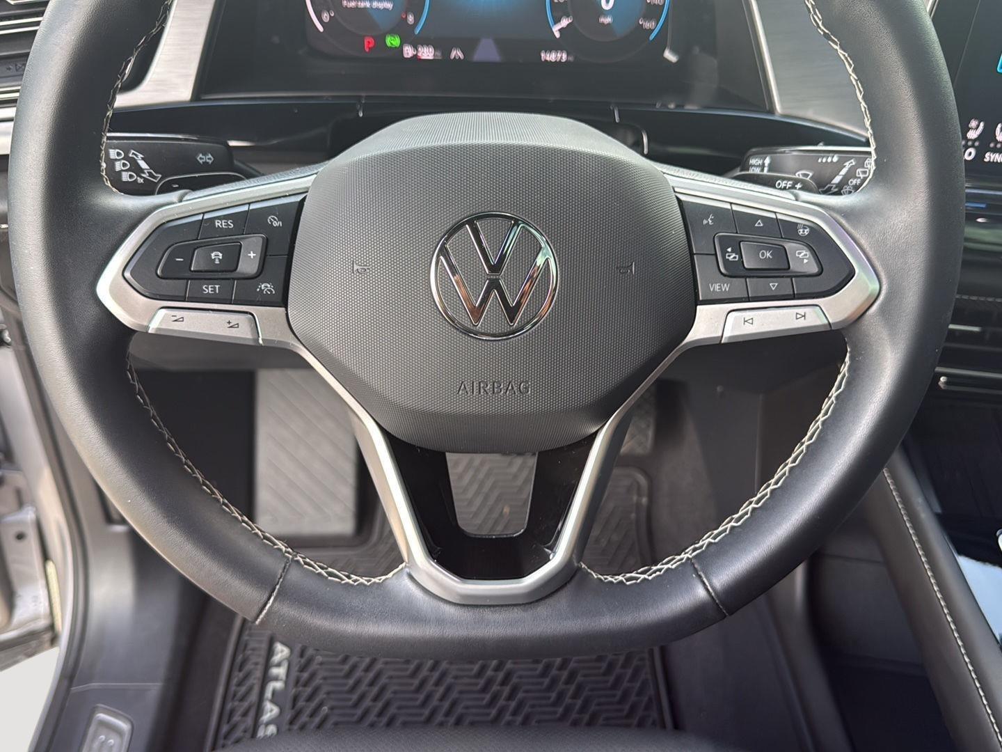 2025 Volkswagen Atlas Cross Sport SE w/Tech - Photo 15