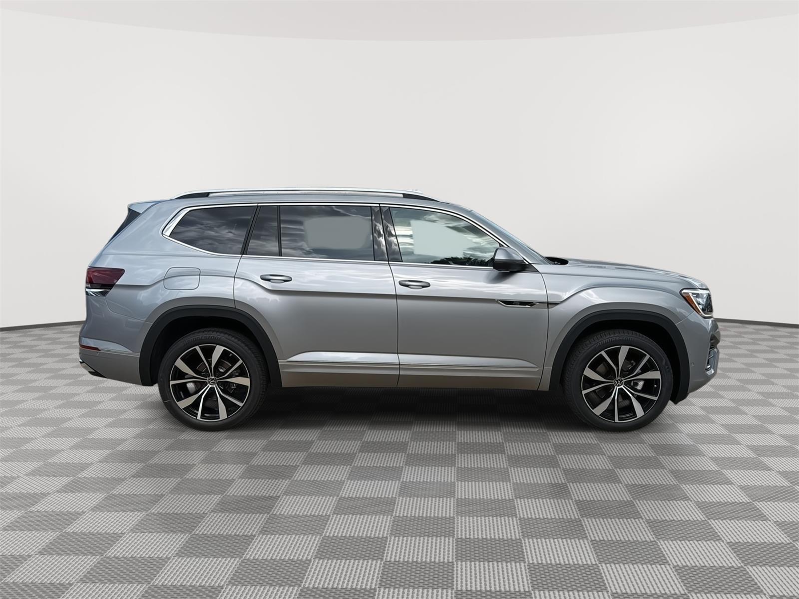2026 Volkswagen Atlas SEL Premium R-Line - Photo 6