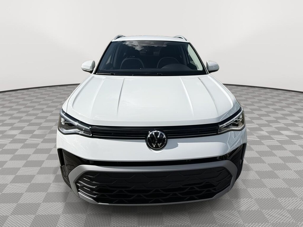 New 2025 Volkswagen Taos 1.5T SE SUV