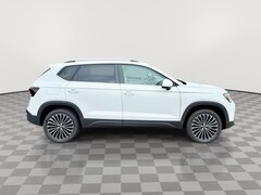 2025 Volkswagen Taos 1.5T SE SUV