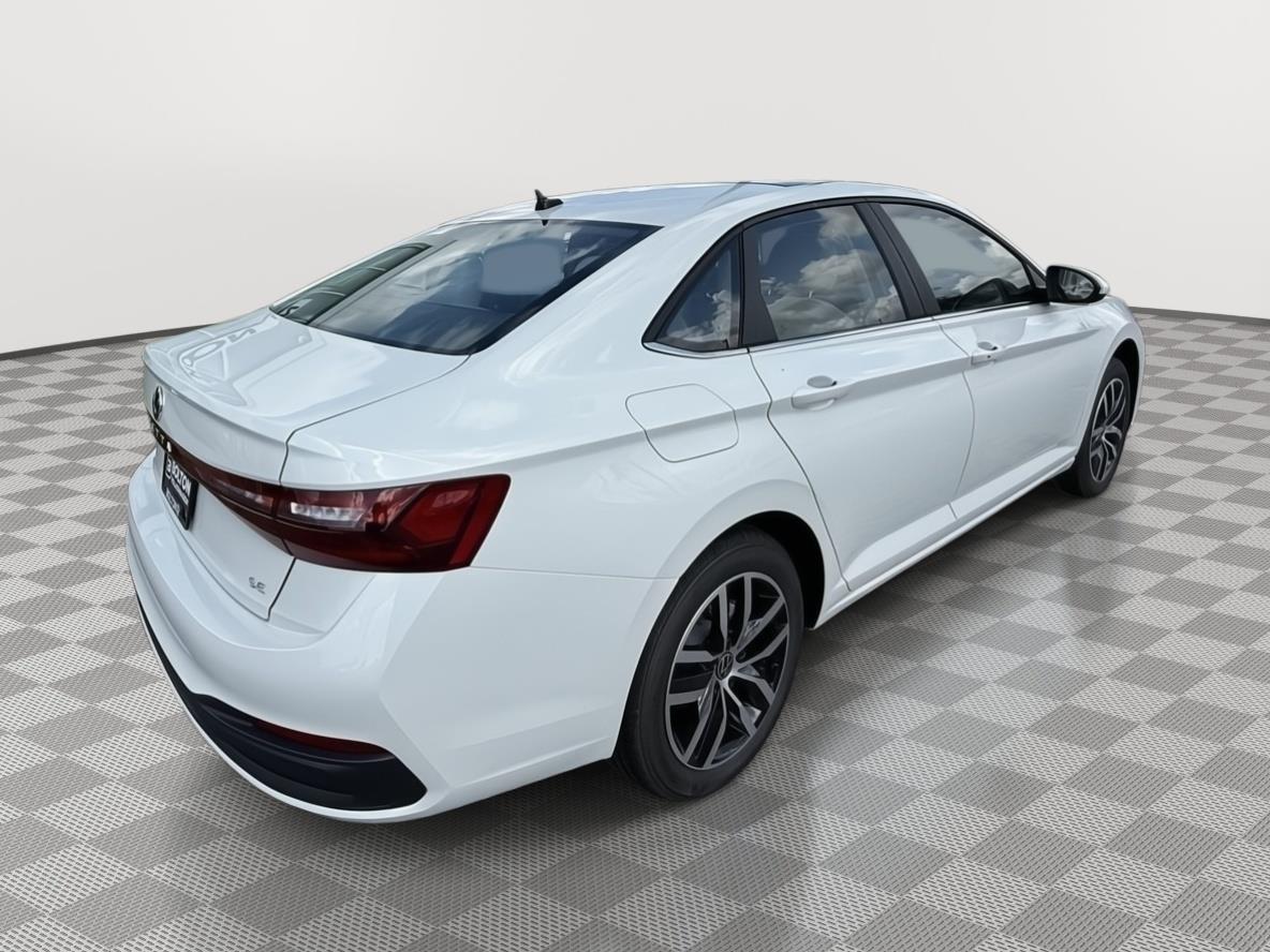 2025 Volkswagen Jetta SE - Photo 7