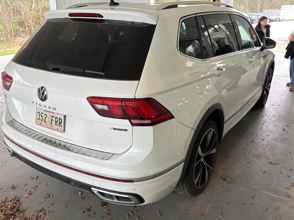 Used 2022 Volkswagen Tiguan 2.0T SEL R-Line SUV
