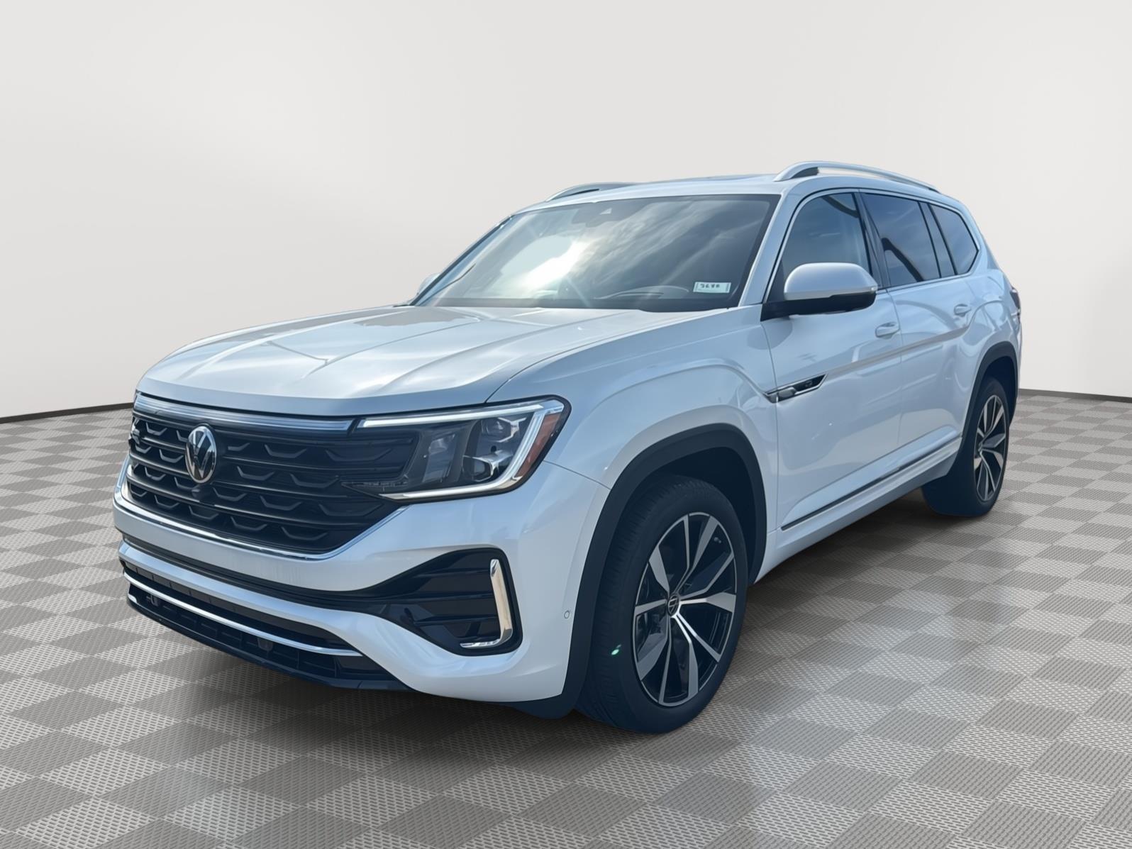 2025 Volkswagen Atlas SEL Premium R-Line's photo