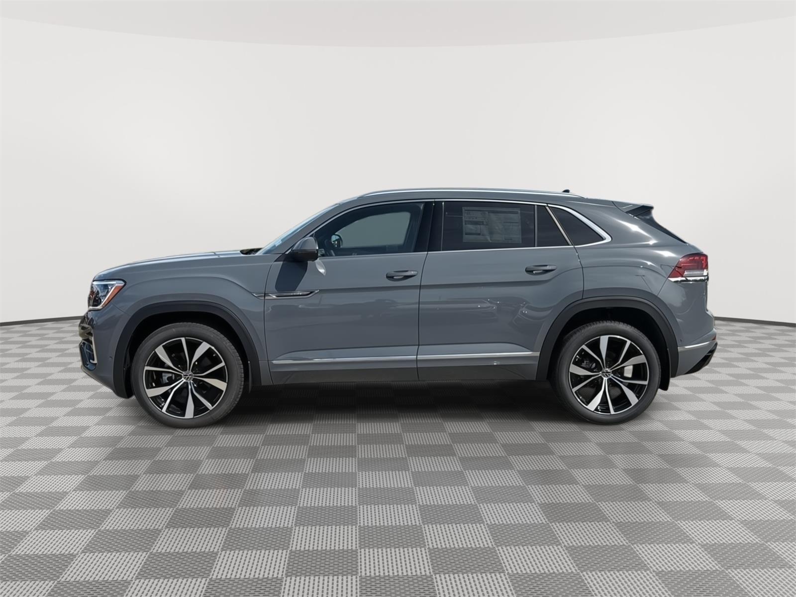2026 Volkswagen Atlas Cross Sport SEL Premium R-LINE - Photo 2
