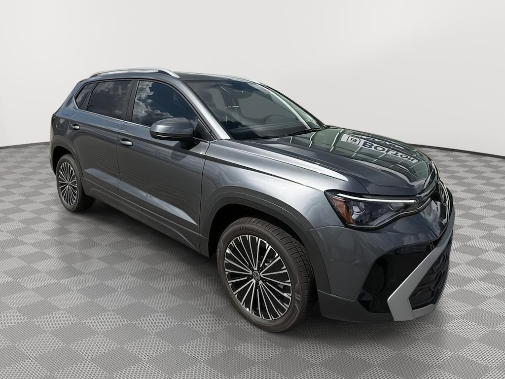 New 2025 Volkswagen Taos 1.5T SE SUV