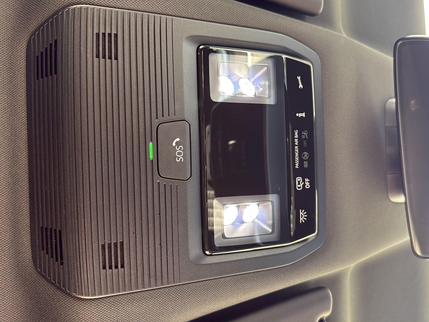 2025 Volkswagen ID. Buzz PRO S - Photo 21