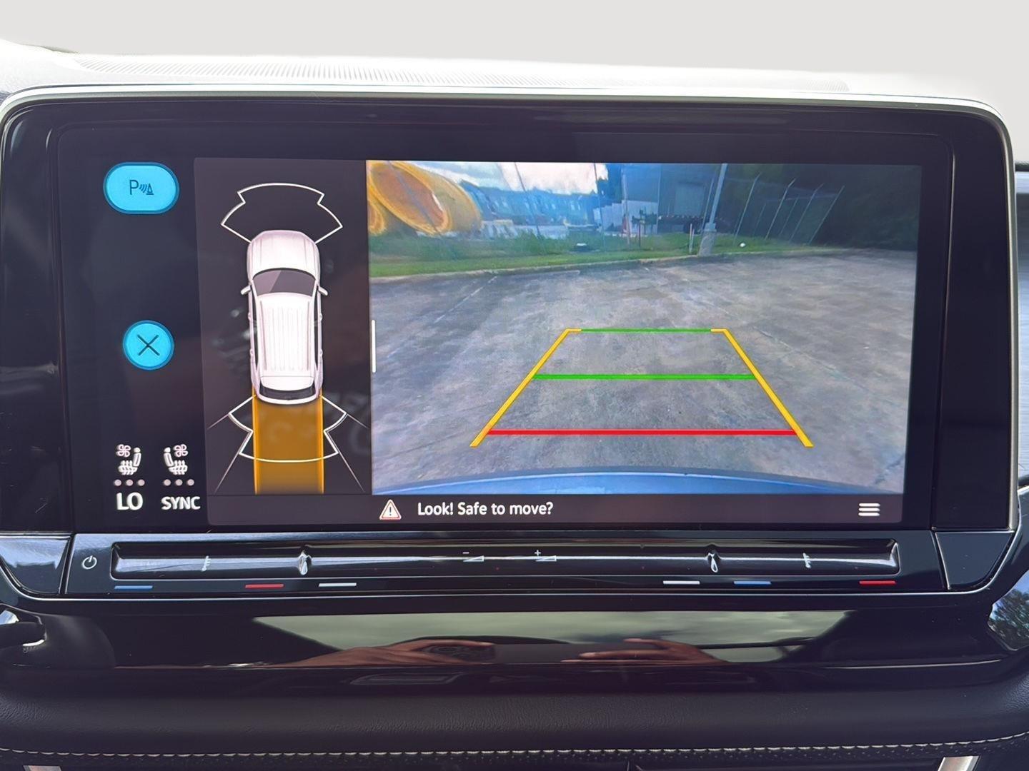 2025 Volkswagen Atlas Cross Sport SE w/Tech - Photo 24