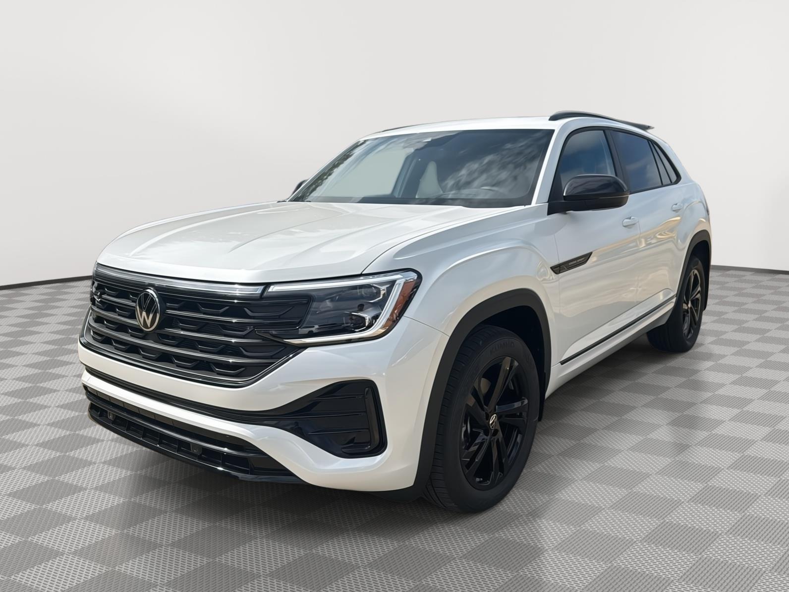 2026 Volkswagen Atlas Cross Sport SEL R-LINE's photo