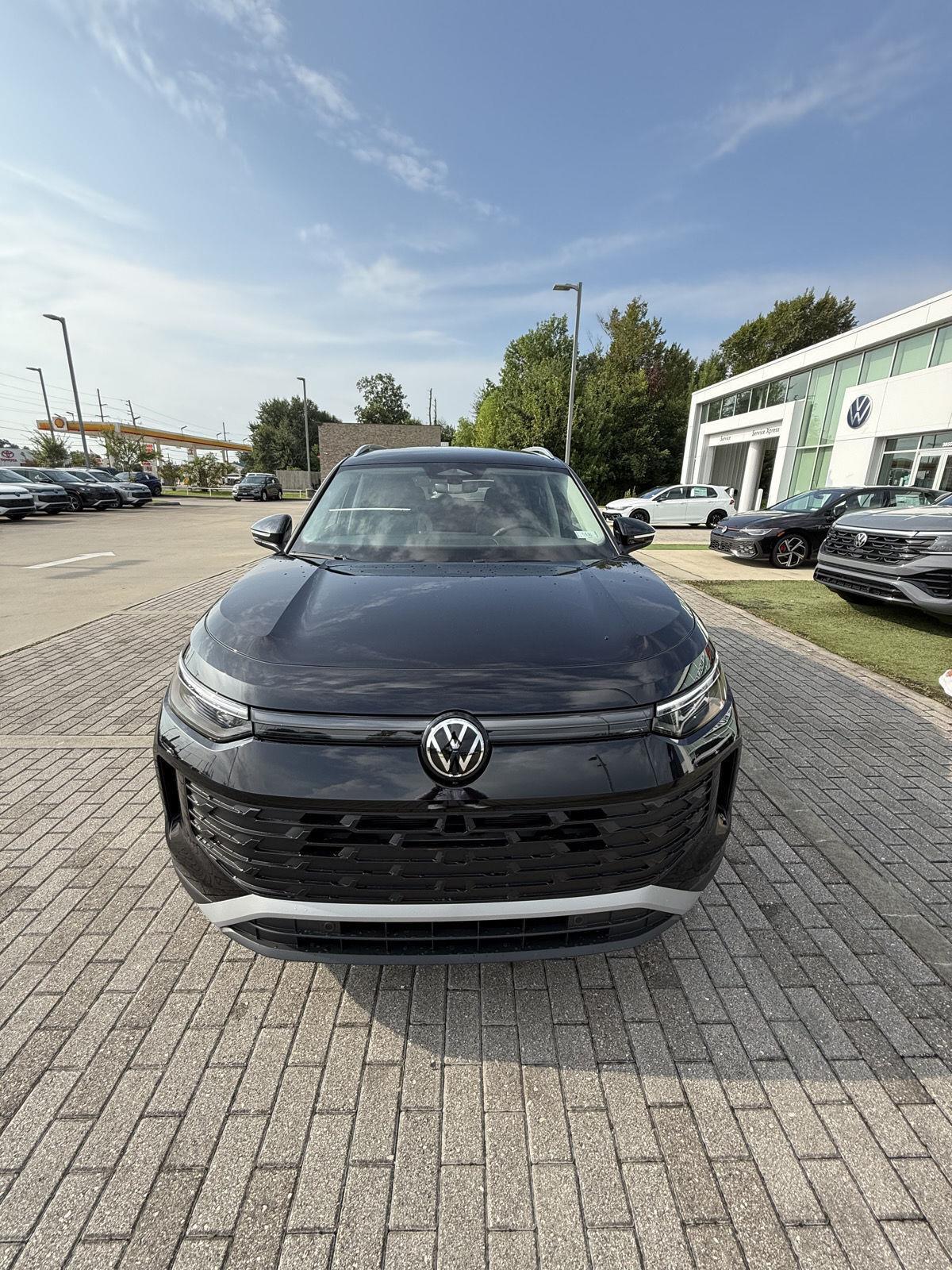 2025 Volkswagen Tiguan S photo 4