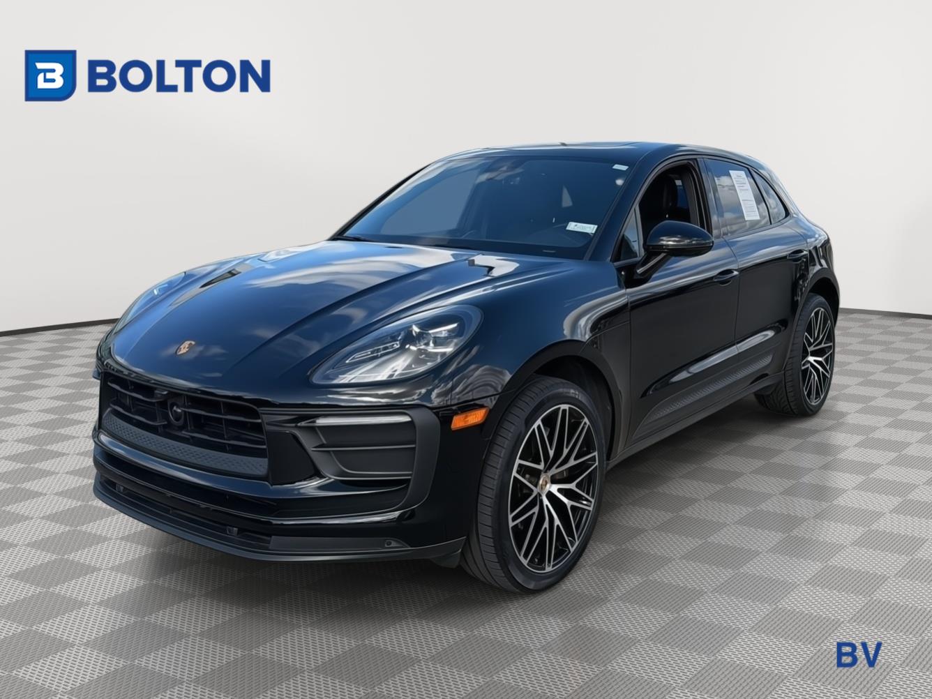 2023 Porsche Macan Base's photo