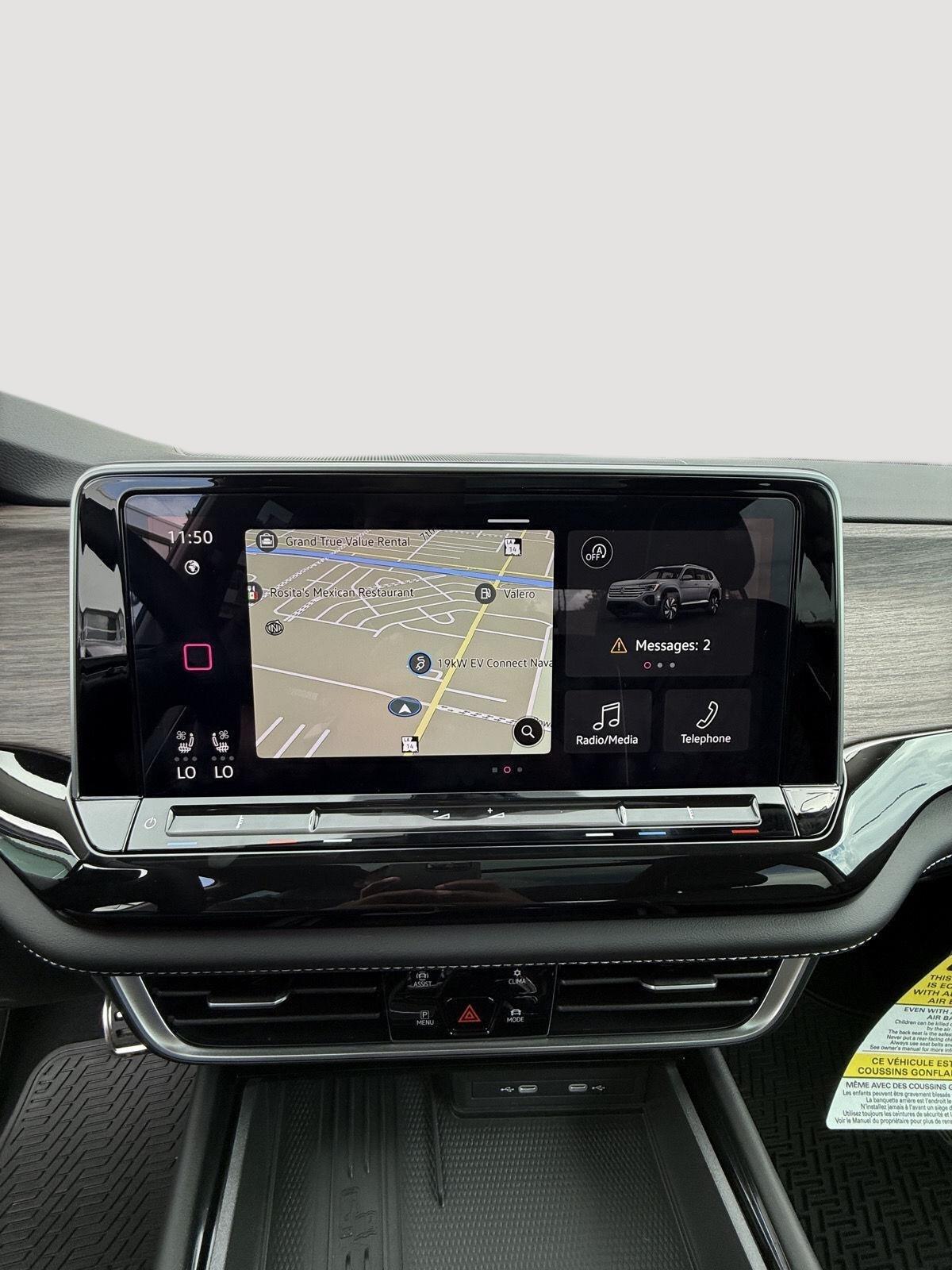 2025 Volkswagen Atlas SEL Premium R-Line - Photo 14