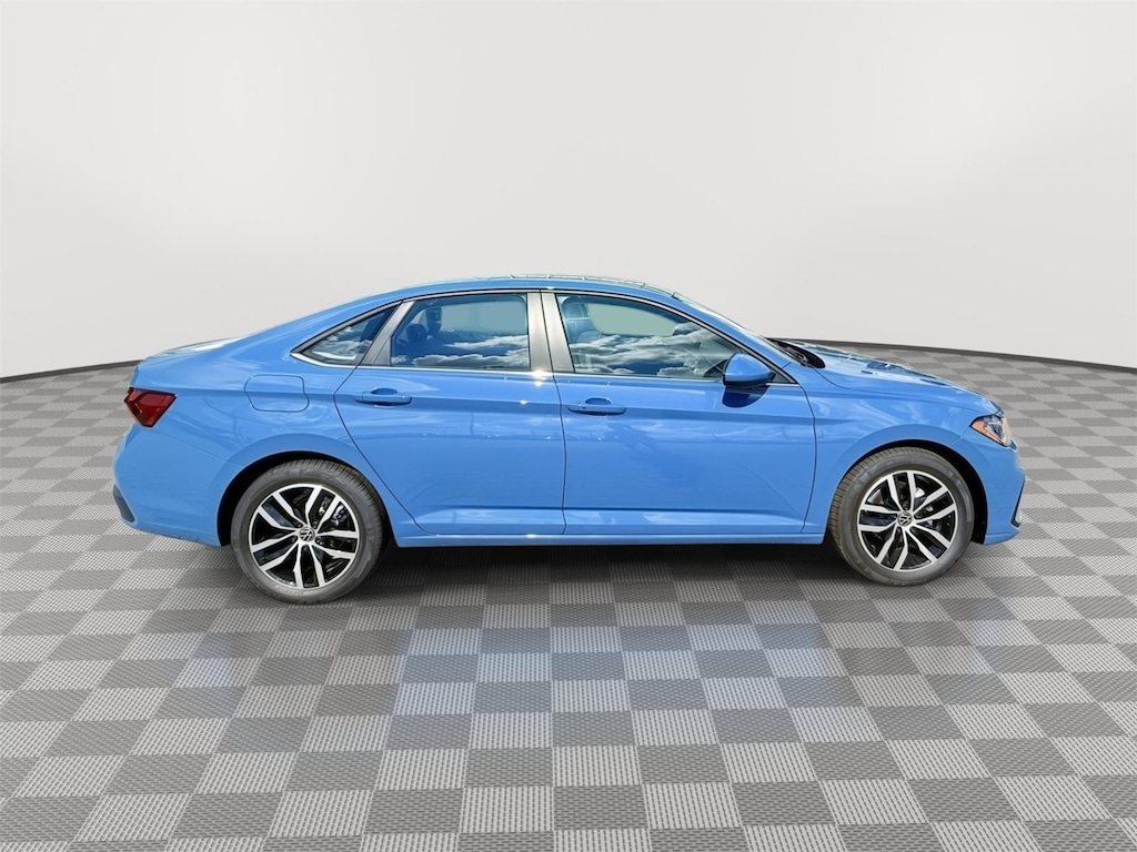 New 2025 Volkswagen Jetta 1.5T SE Sedan